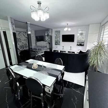 Apartament Glamour Gniezno Eksteriør billede