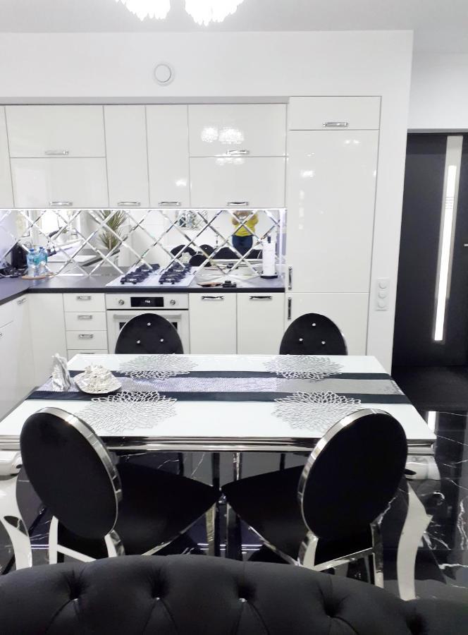 Apartament Glamour Gniezno Eksteriør billede