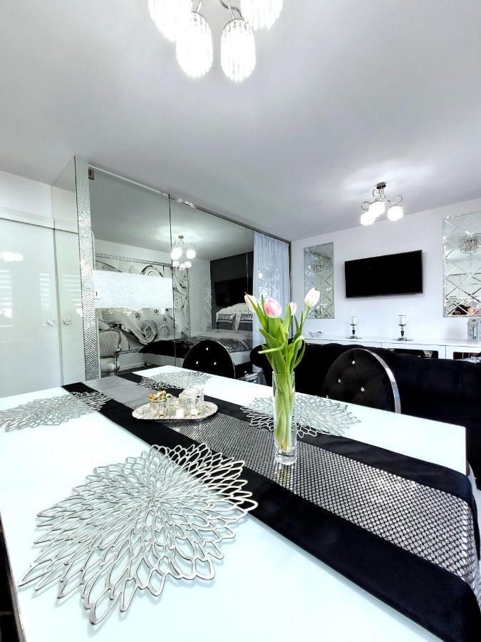 Apartament Glamour Gniezno Eksteriør billede